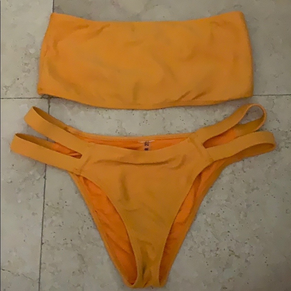 Bandeu Orange Bikini